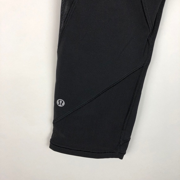 Lululemon Fast As Light Crop Black Full-On® Luxtreme 4 - Picture 12 of 13